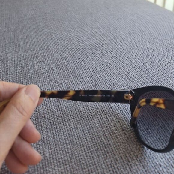 Burberry  Black  Havana Sunglasses - Picture 5 of 6